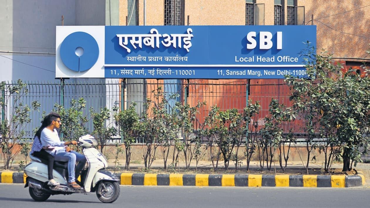 SBI bank customer complains against possible misselling.