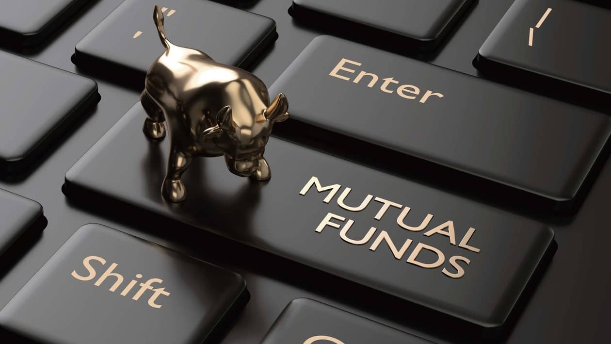 Large-cap mutual funds are funds that invest a majority of their corpus in the equity of the companies with large market capitalisation.