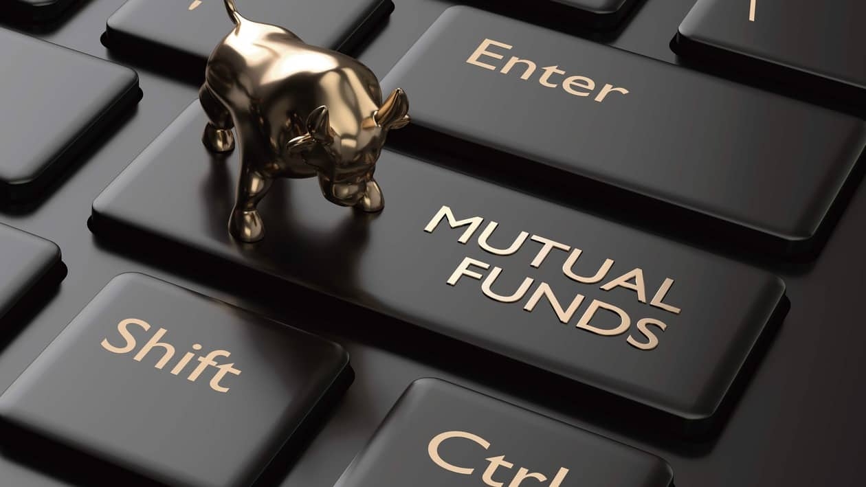 HDFC Mutual Fund is launching 2 new fund offers (NFOs) today - HDFC Nifty 100 Index Fund and HDFC Nifty100 Equal Weight Index Fund.