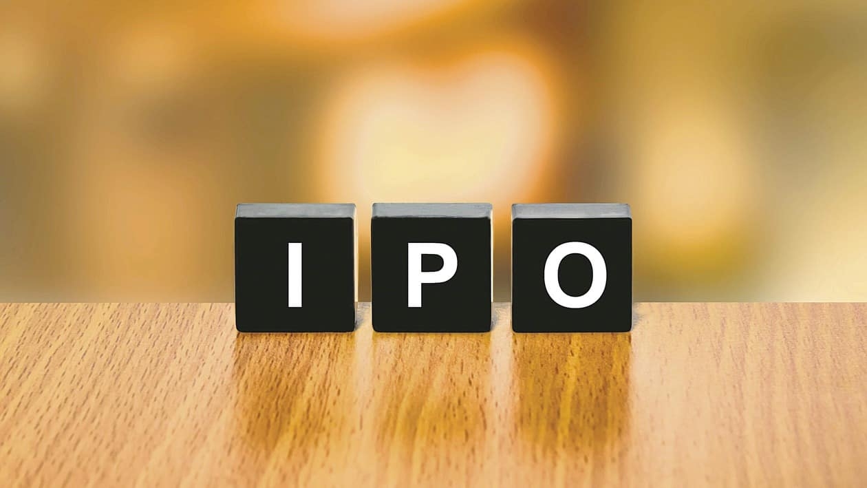 As many as 53 companies raised  <span class='webrupee'>₹</span>1.15 lakh crore through initial public offerings (IPOs) in the financial year 2021-22 (FY22), which was the highest ever in a financial year.
