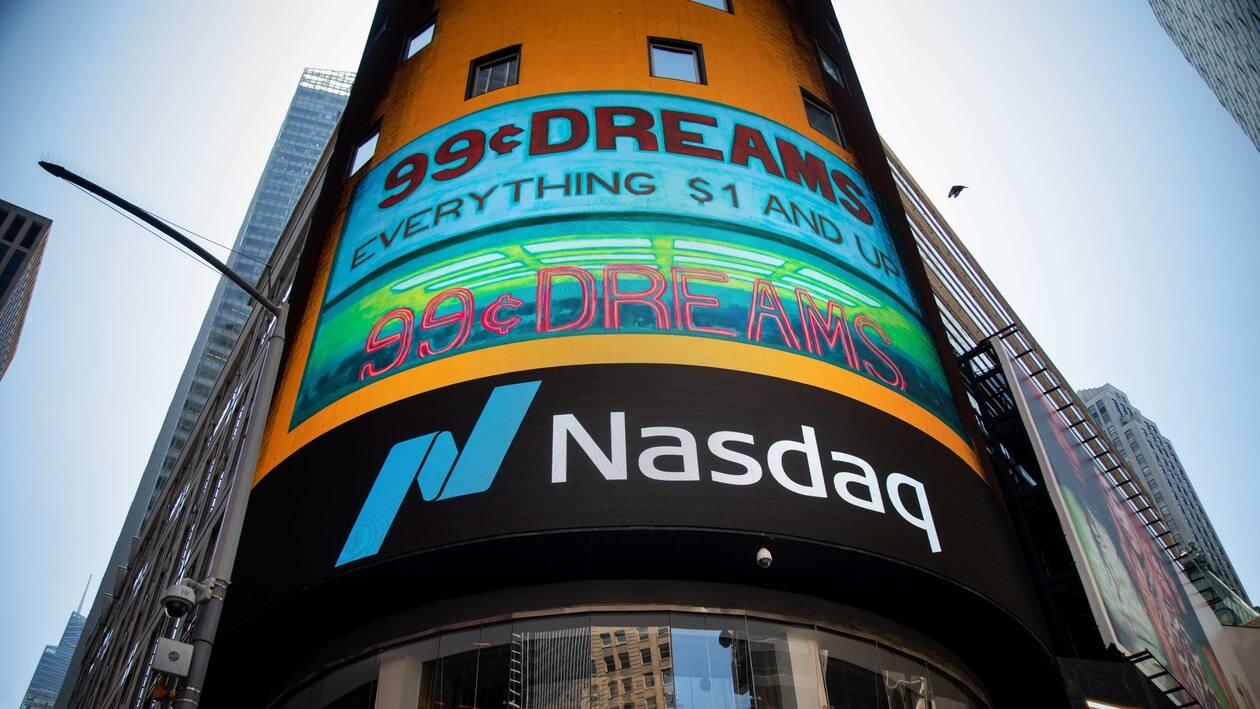 The Nasdaq MarketSite in the Times Square neighborhood of New York, U.S., on Tuesday, May 31, 2022. The S&P 500�defied�bear market status just over a week ago and is set to finish May roughly where it started. Photographer: Michael Nagle/Bloomberg