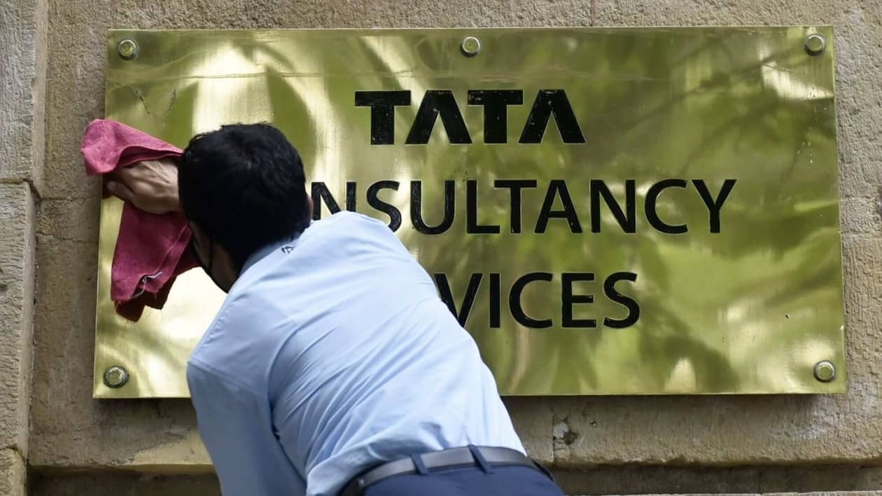 Signage outside Tata Consultancy Services Ltd. headquarters in Mumbai, India, on Friday, July 8, 2022. Tata Consultancy Services Ltd. announced its earnings for June quarter after the close of trading�today. Photographer: Indranil Aditya/Bloomberg