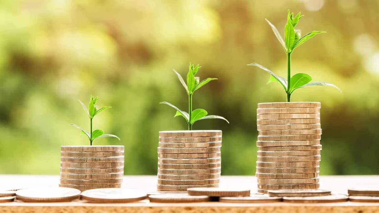 When it comes to safe investment options, a recurring deposit is one of the well-liked schemes.