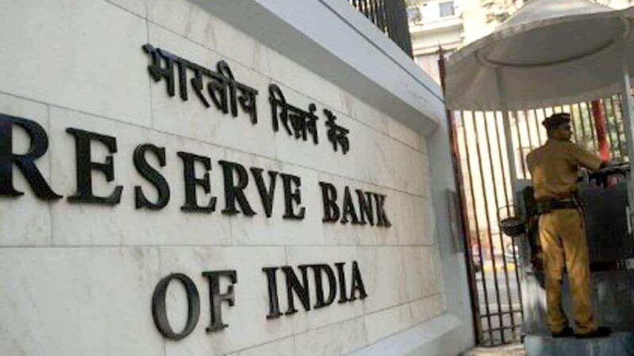 On Wednesday, the Reserve Bank of India (RBI) announced it had cancelled the banking licence of the beleaguered Pune-based Rupee Cooperative Bank, and directed the Registrar of Cooperative Societies to liquidate the bank (HT FILE PHOTO)