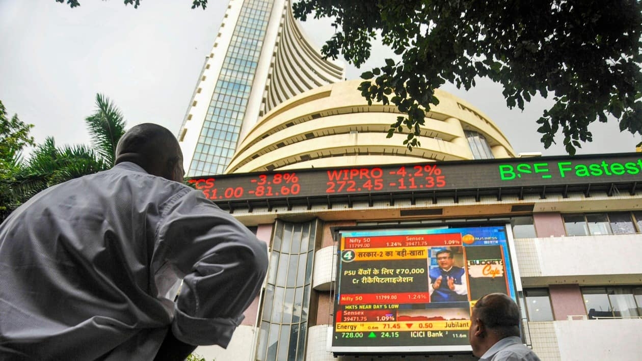 Sensex ended in the green after three consecutive sessions of losses.&nbsp;