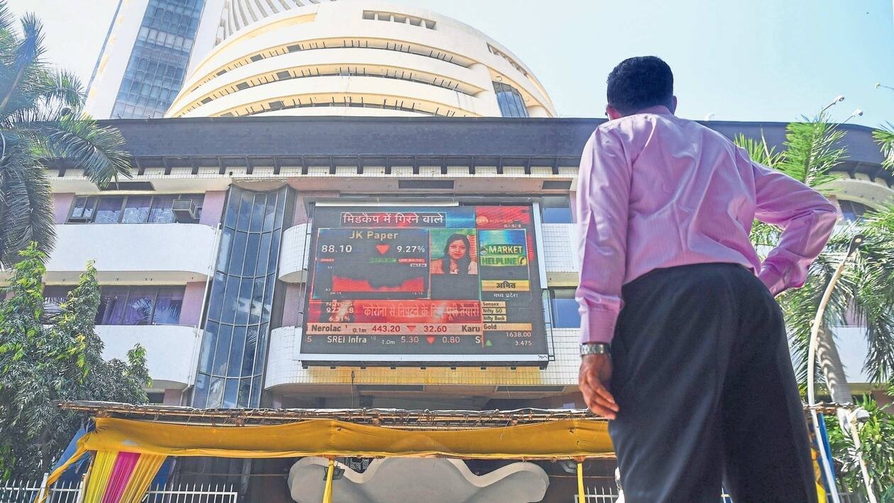 On Monday, the Sensex rose 0.39% to end the day at 61,185.15, while the broader NSE Nifty rose 0.47% to close at 18,202.80. (File Photo: AFP)