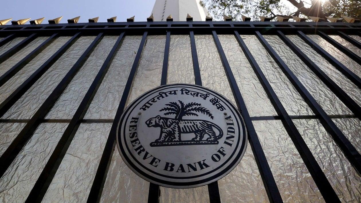 FILE PHOTO: The Reserve Bank of India (RBI) seal is pictured on a gate outside the RBI headquarters in Mumbai, India, February 2, 2016. REUTERS/Danish Siddiqui/File Photo