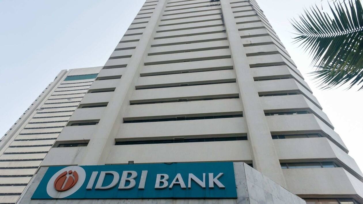 The IDBI Ltd. bank headquarters in Mumbai, India, on Friday, Oct. 21, 2022. India is pushing for a valuation of around 640 billion rupees ($7.7 billion) for state-owned IDBI Bank in what could be the biggest sale of the governments stake in a lender in decades, according to a person familiar with the matter. Photographer: Indranil Aditya/Bloomberg