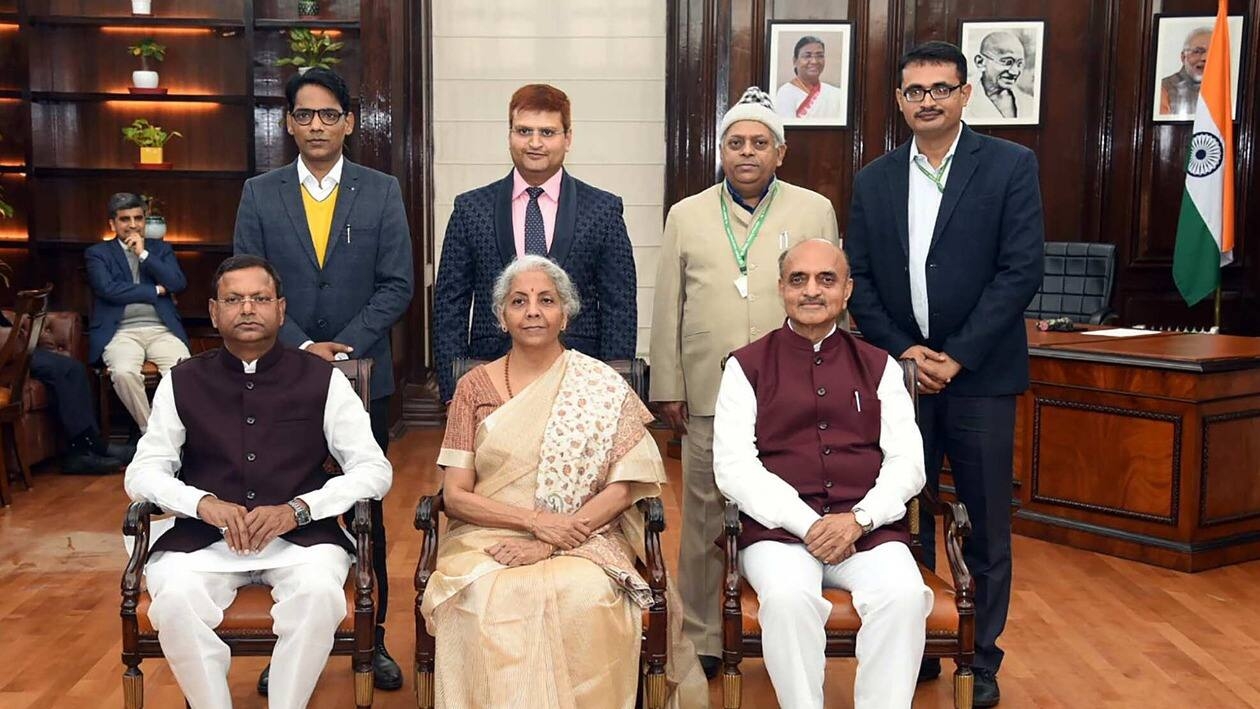 New Delhi, Jan 31 (ANI): Union Finance Minister Nirmala Sitharaman, Union Ministers of State for Finance Bhagwat Kishanrao Karad, Pankaj Chaudhary and others pose for a group photo during the Final Touch meeting of the Union Budget 2023, in New Delhi on Tuesday. (ANI Photo)