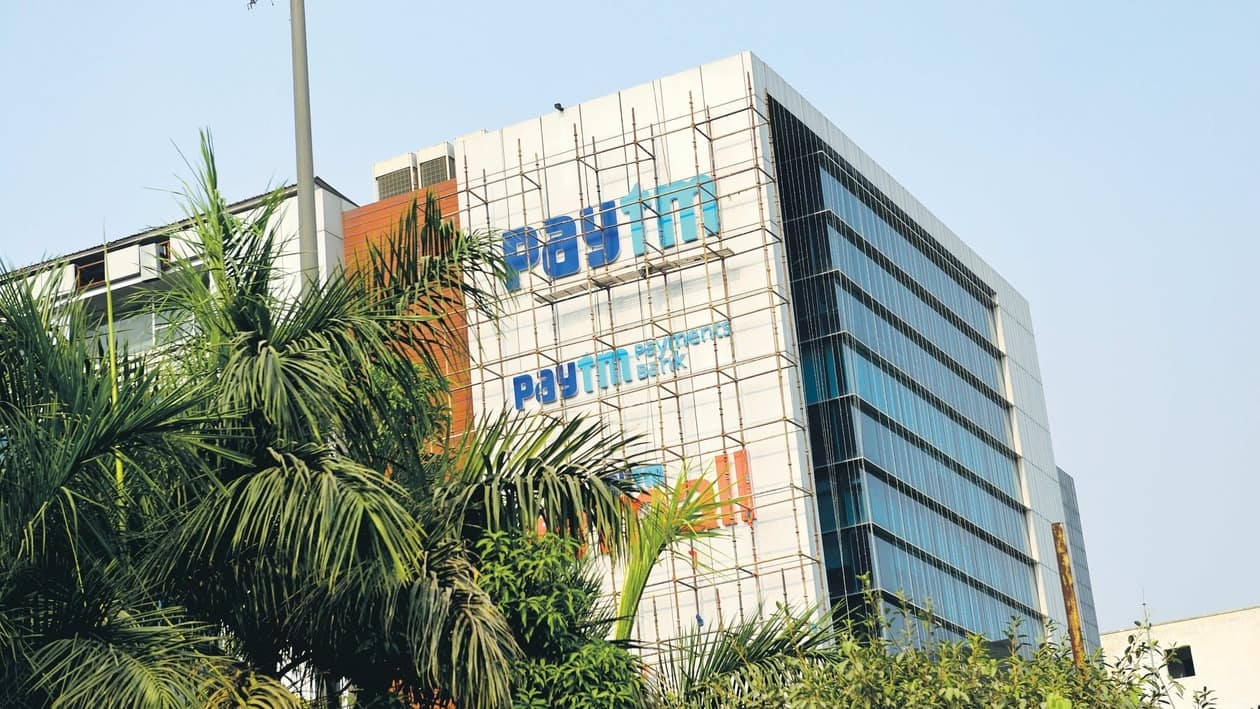 Noida-headquartered Paytm currently has 5.5 million merchants paying subscriptions for payment devices. It had around 1.6 million merchants as of November 2021. (Photo: Mint)