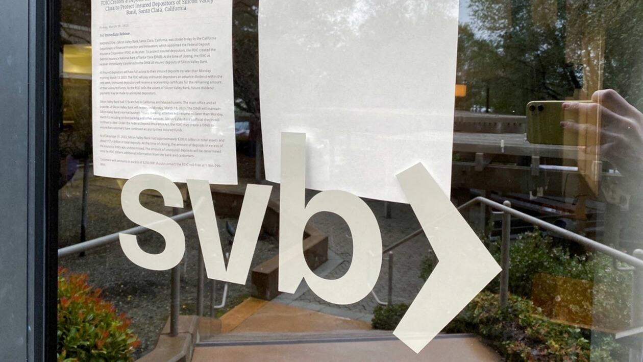 A locked door to a Silicon Valley Bank (SVB) location on Sand Hill Road is seen in Menlo Park, California, U.S. March 10, 2023. REUTERS/Jeffrey Dastin