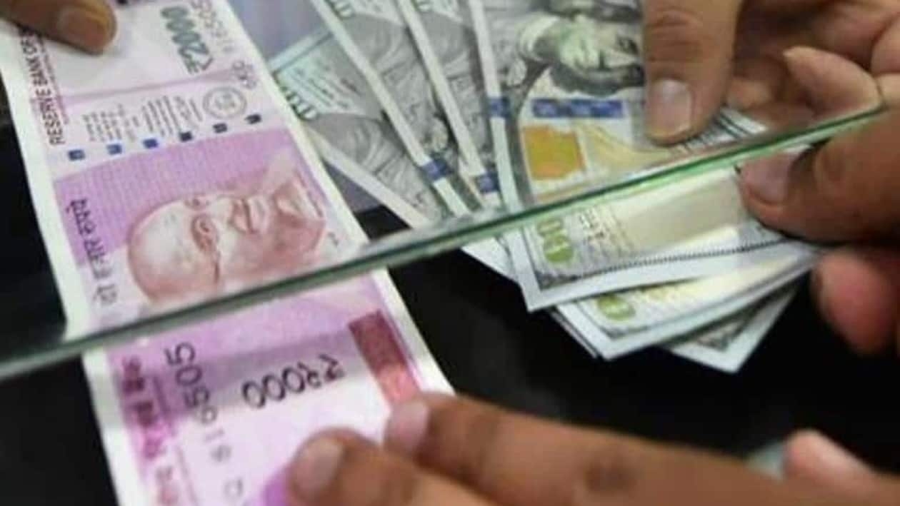 The overall reserves had dropped USD 2.164 billion to USD 584.248 billion in the previous reporting week.