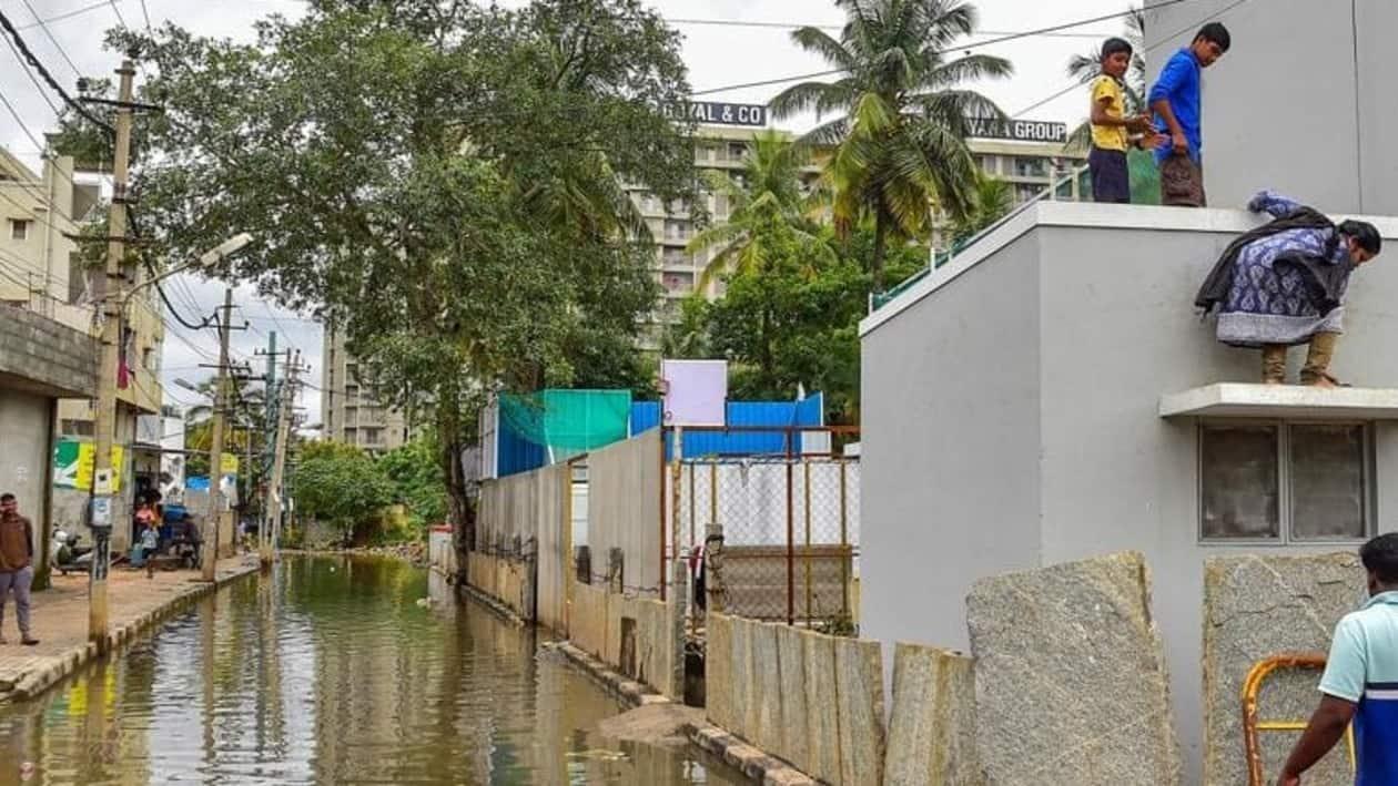 Most of the insurance plans in India offer protection against property damage brought on by floodwater entering a home.