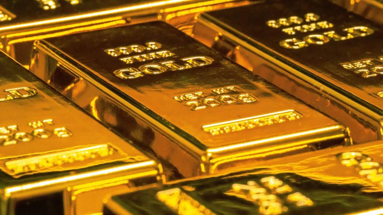 Gold remains under pressure this week following rising treasury yields and a stronger dollar index.