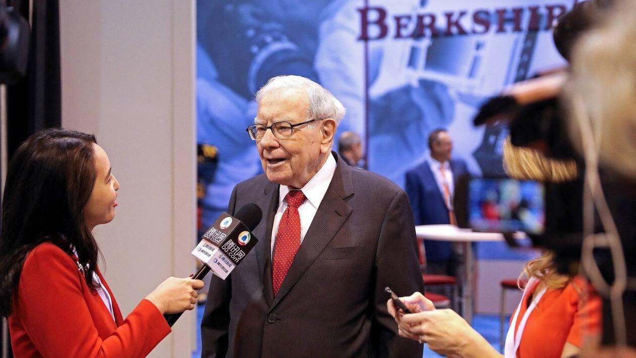 Buffett became a follower of value investing after getting inspired from Graham
