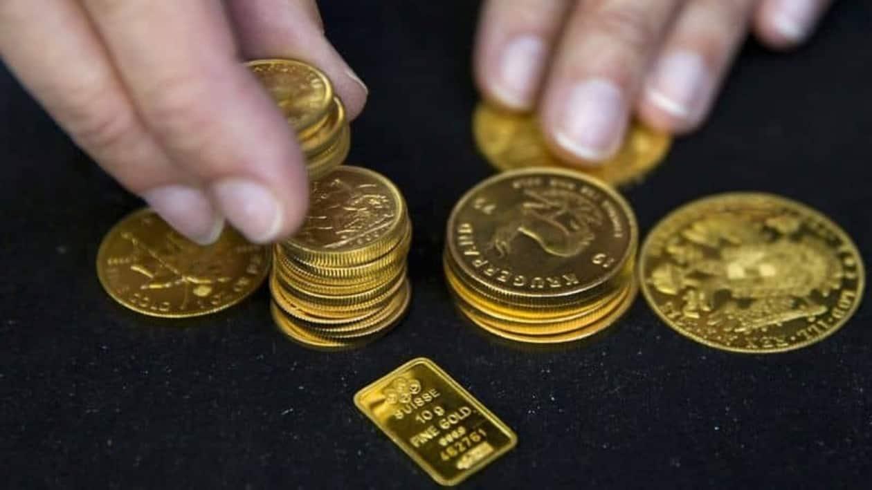 Gold prices extended their gains on Wednesday